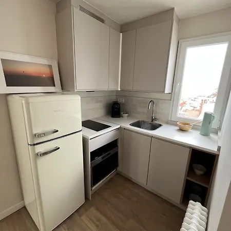 El Atico De Begona 기욘